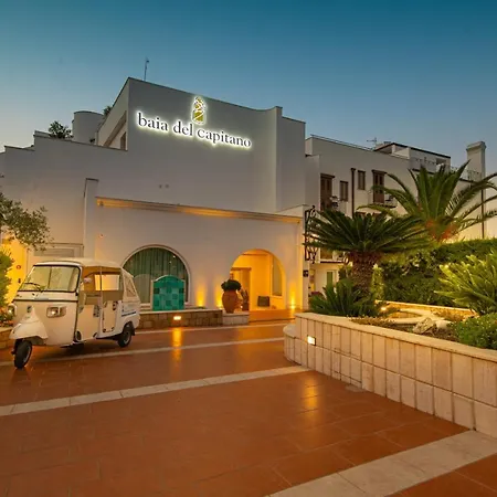 Hotel Baia Del Capitano 4*