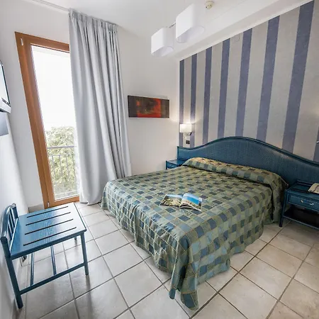 Hotel Baia Del Capitano Cefalu
