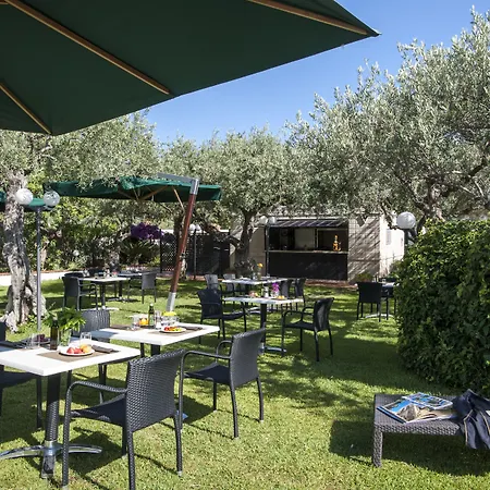 Otel Baia Del Capitano Cefalù