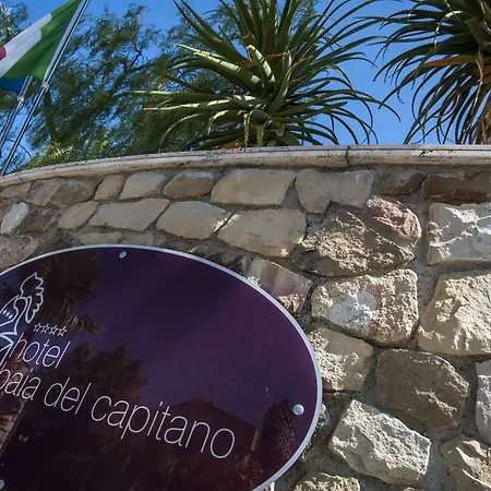 Otel Baia Del Capitano 4*