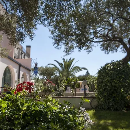 Hotel Baia Del Capitano Cefalu