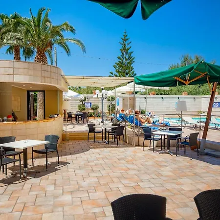 Baia Del Capitano Hotel