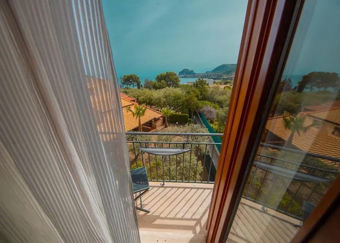 Baia Del Capitano Cefalù