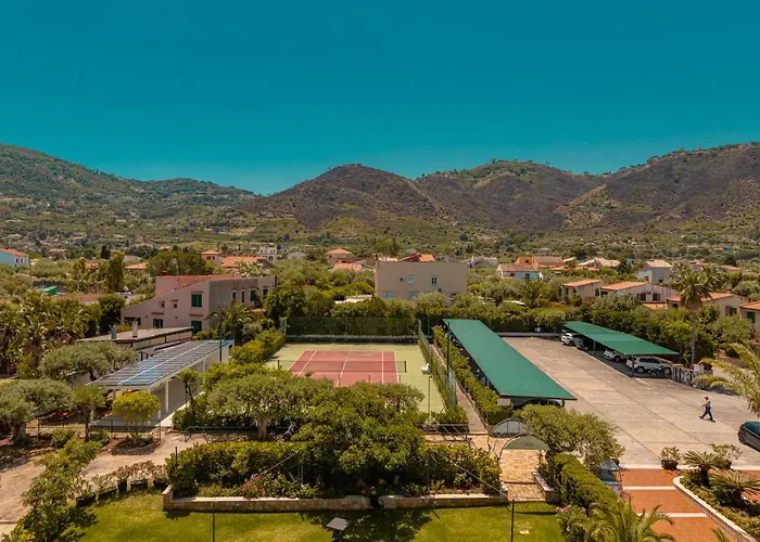 Baia Del Capitano Hotel