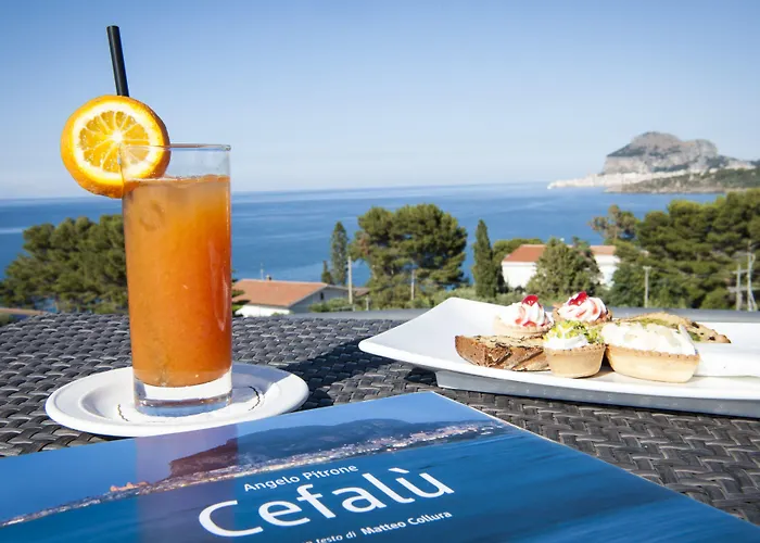 Baia Del Capitano Hotel 4*