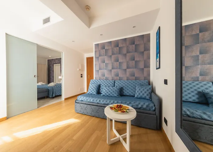 Hotel Baia Del Capitano 4*